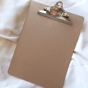 Tabla con Clip de MDF
